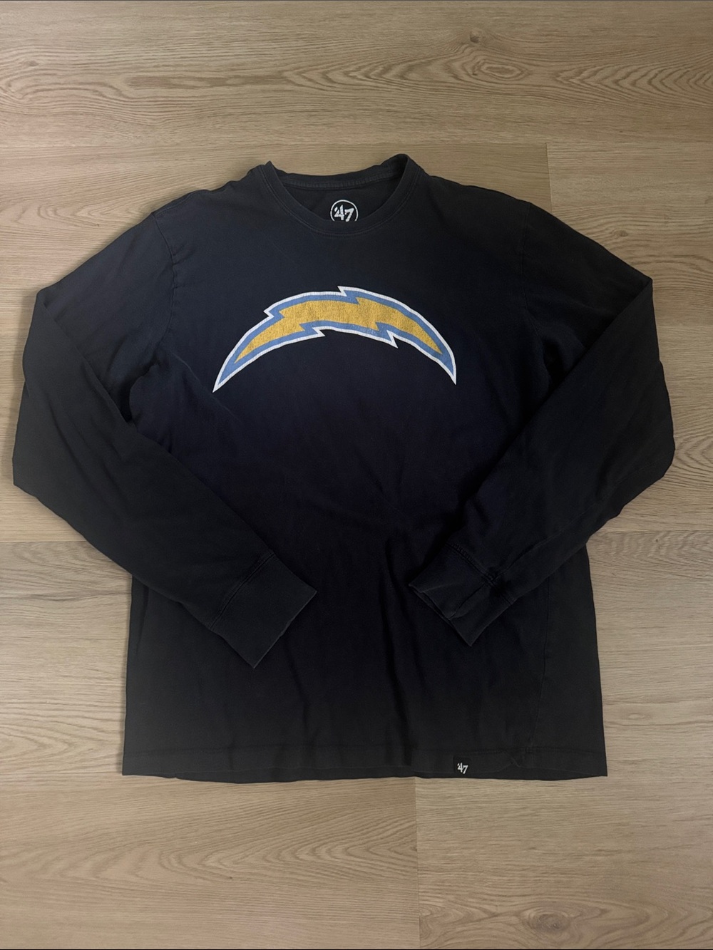 47 Black Long Sleeve Chargers Lightning Logo Tee